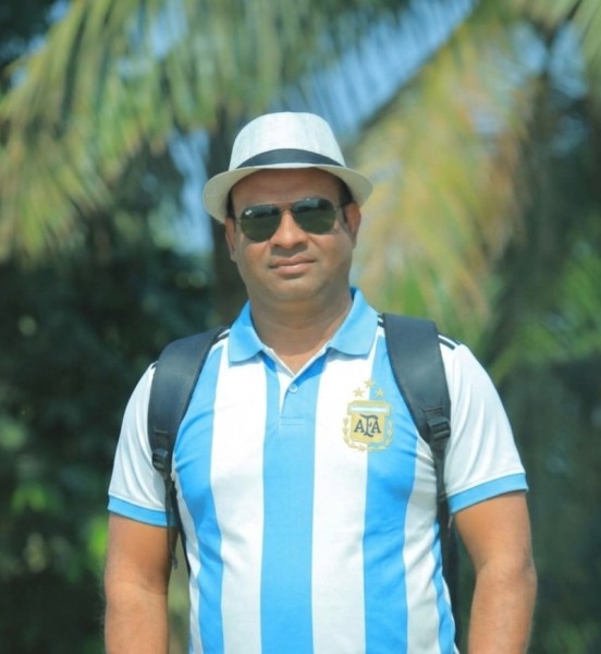 Farid, 39, Tiksi