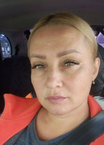 Elizabeth, 41, Kottru
