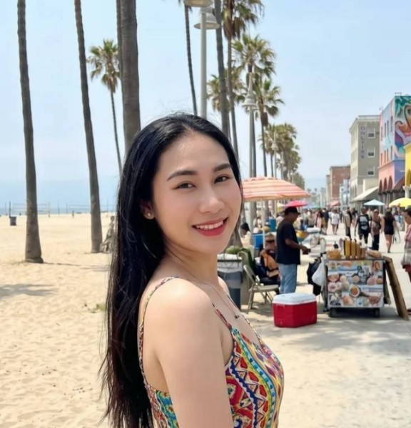 Celia, 36, Hamworthy