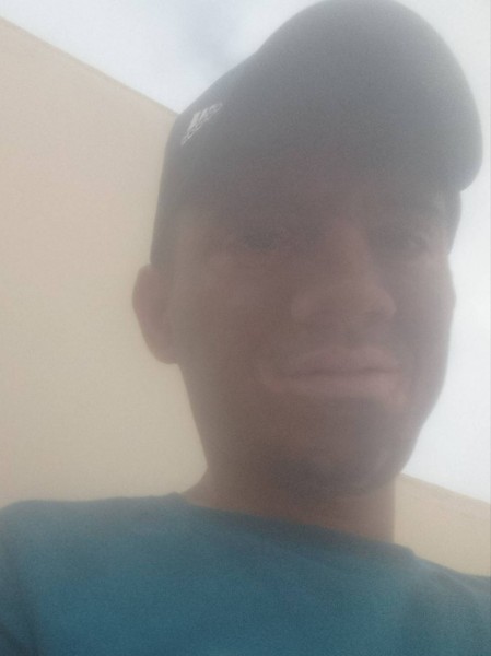 Hameza, 34, Constitucin