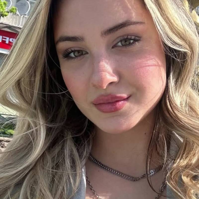 Wendy, 31, Thononlesbains