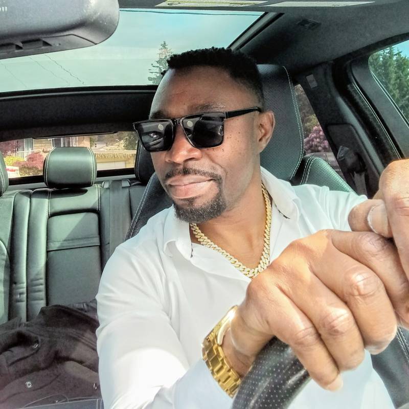 Mozey, 38, Kimberley