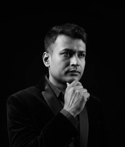 Mehedi, 37, Andrakata