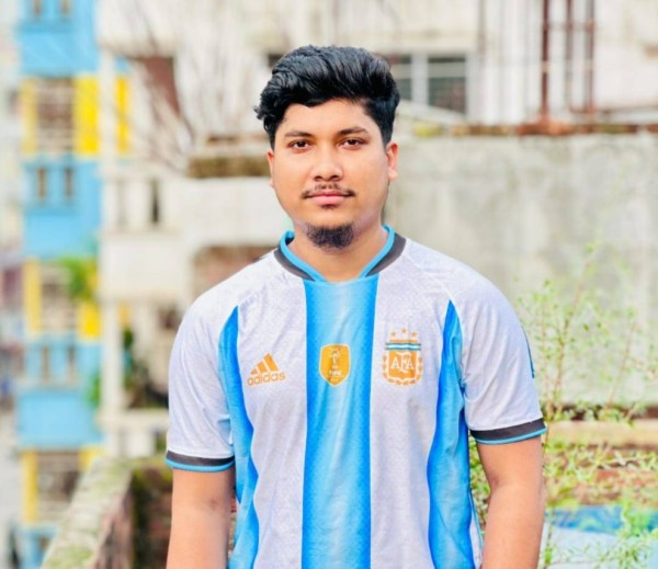 Adnan Shawon, 26, Rosas