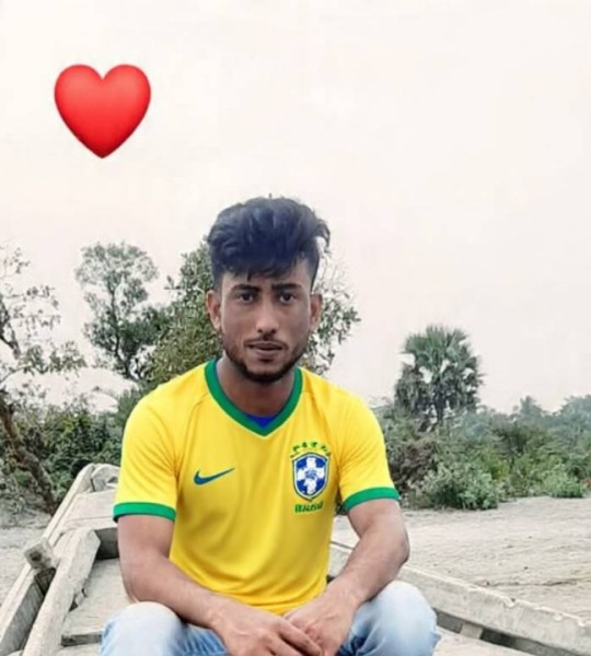 Azizul, 30, Nerja
