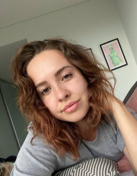 AmandA, 26, Komarolu