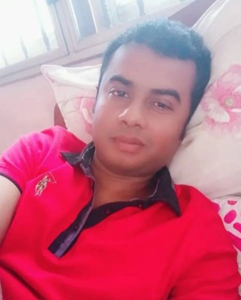 Alauddin, 32, Tapolca