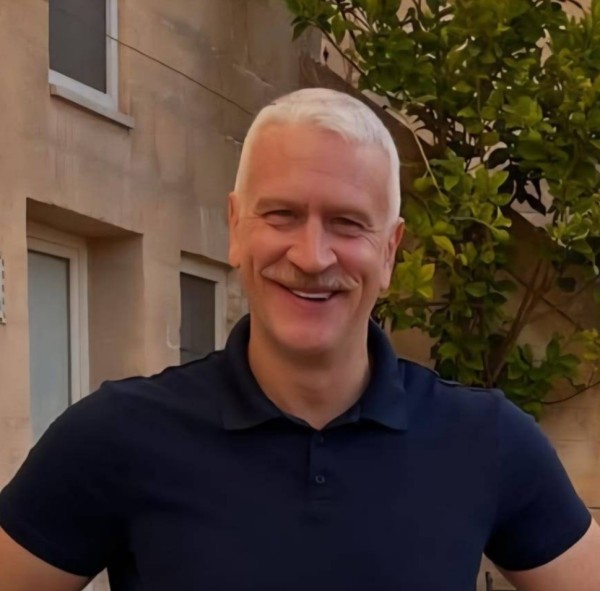 Carl, 65, Munnelli