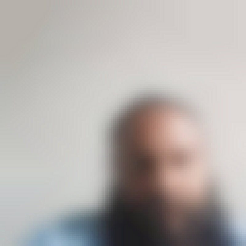 Shakir, 46, Senegal