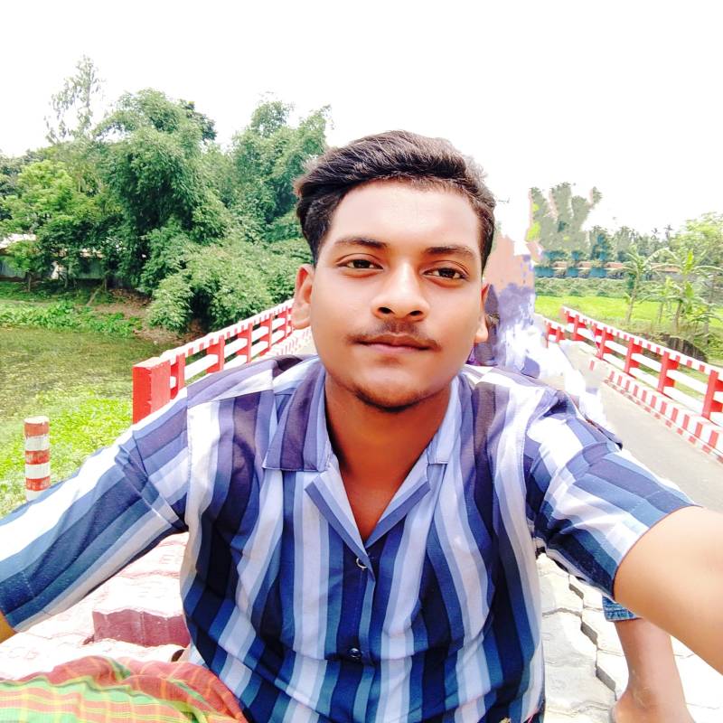 Shadin, 44, Massa