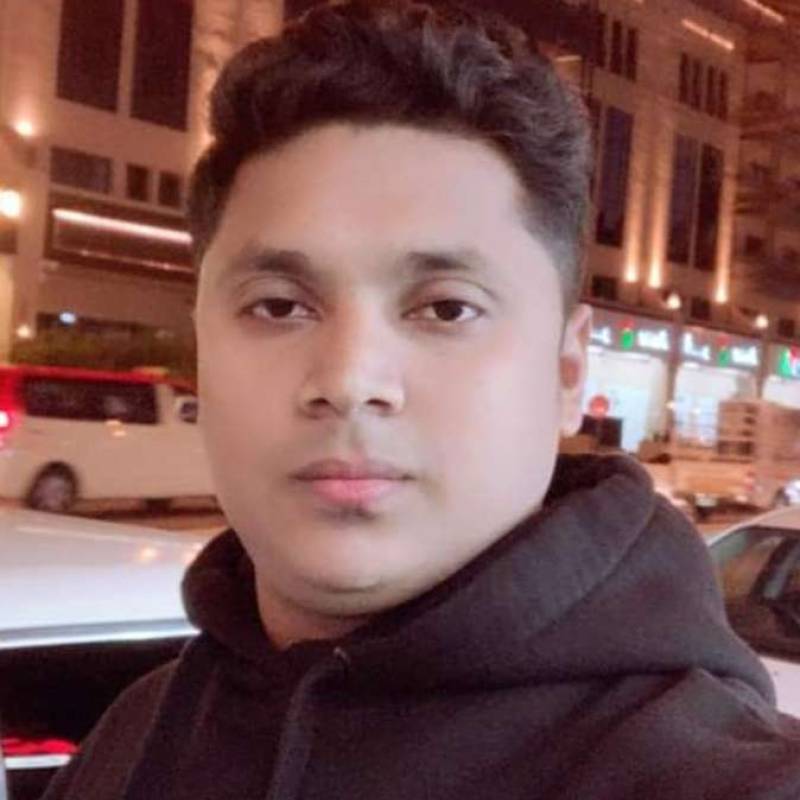 Hasan, 34, Chesterfield