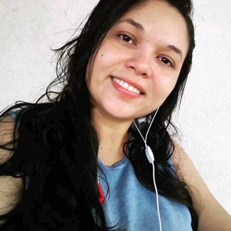 Veronica's, 40, Elic