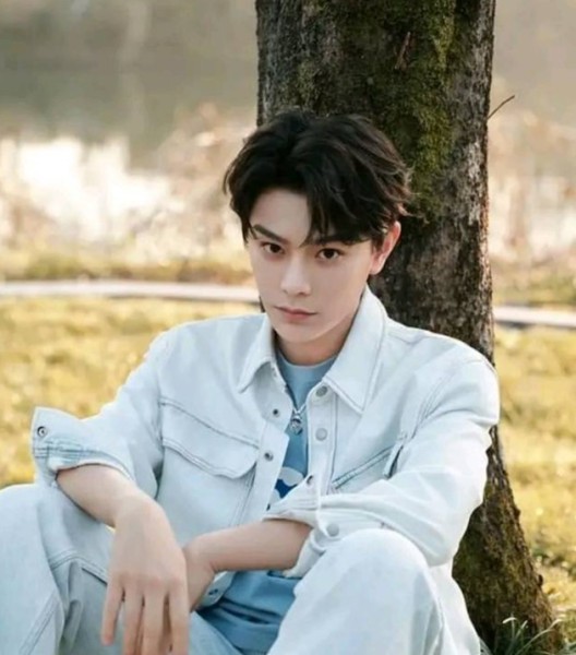Chisim, 32, Sablan