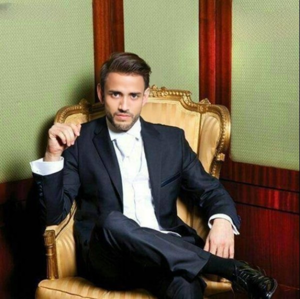 Md Morshed, 31, Katakos