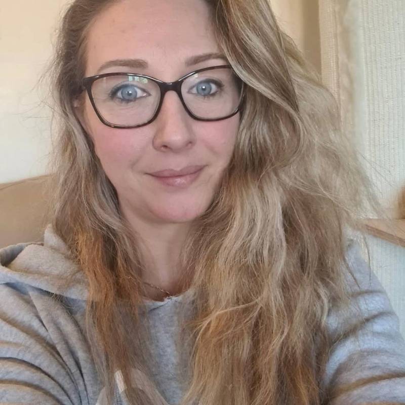 Emy, 38, Kiskunhalas
