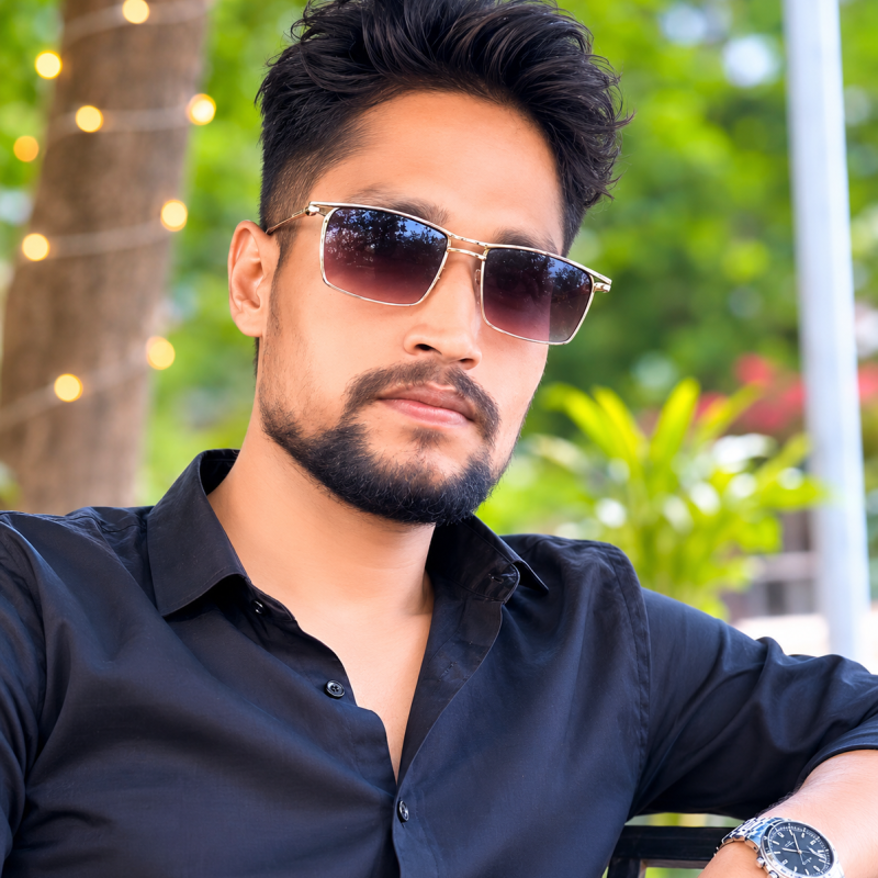 Yasin 420, 32, Saint Helena