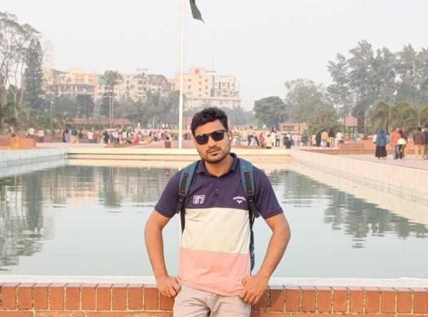 Aminur, 27, Khbil