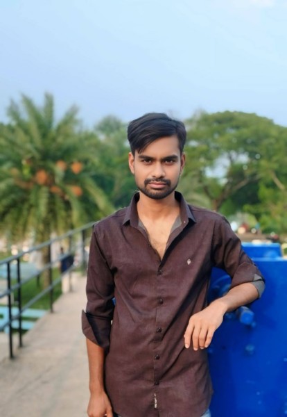 Emran, 32, Susa