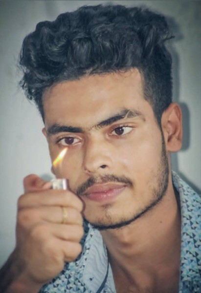 Toxic?, 26, Afar