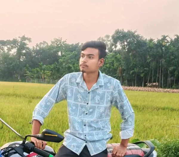 MD Bayezid hasan, 19, Dagestan