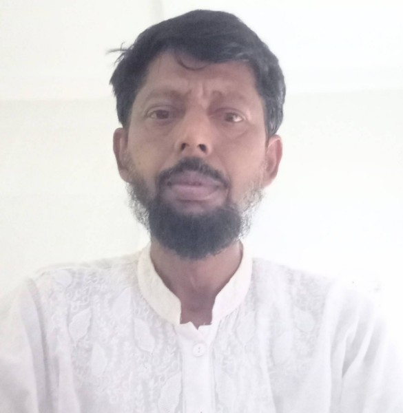 parvez, 41, Alma