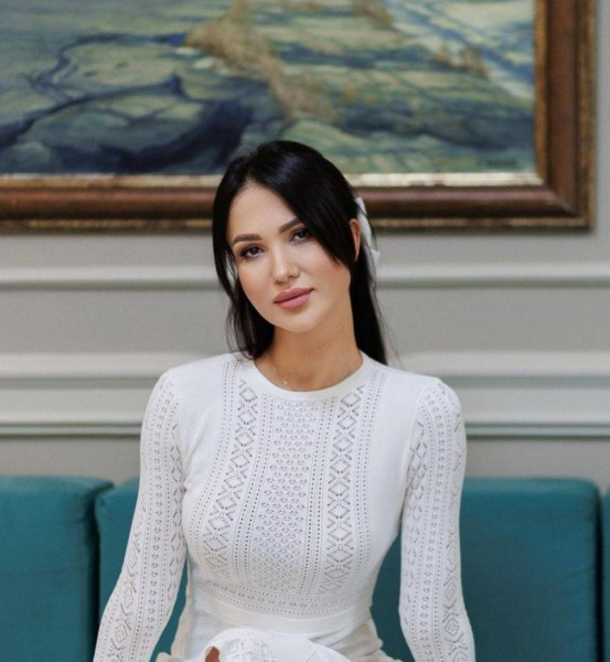 Emma_Mills, 39, Saharanpur