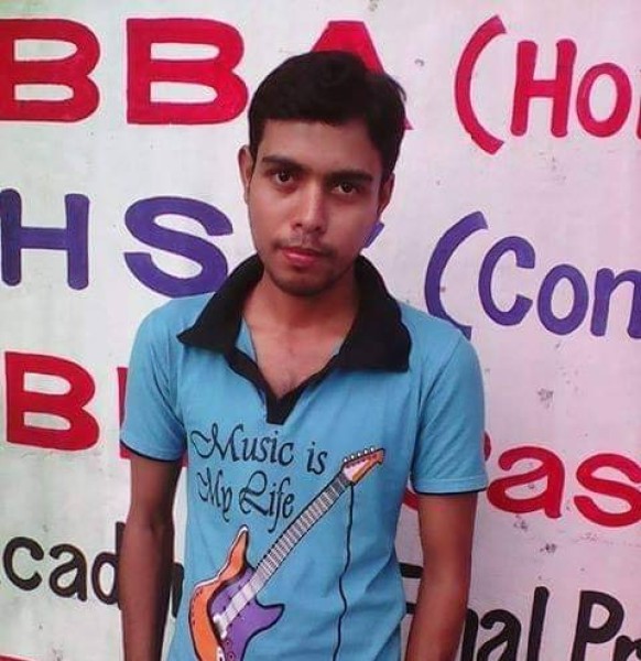 majhar, 30, Moore