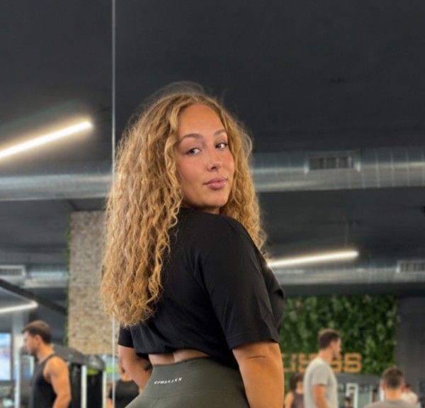 Alicia, 36, Matino