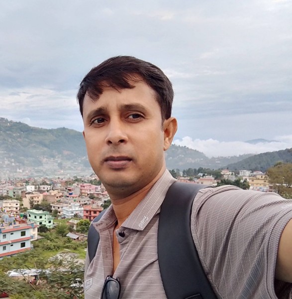 Ajim, 31, Srikhanda