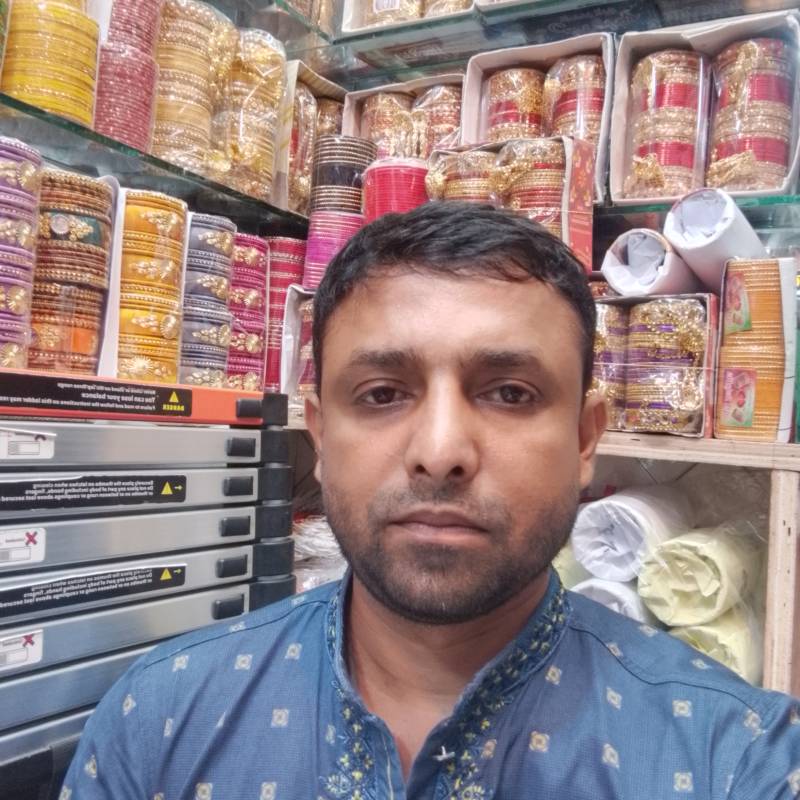 jakir, 28