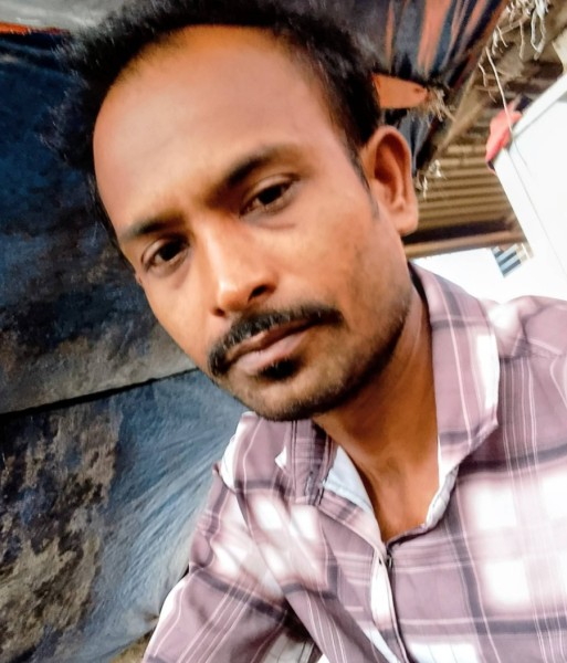 Hanif, 32