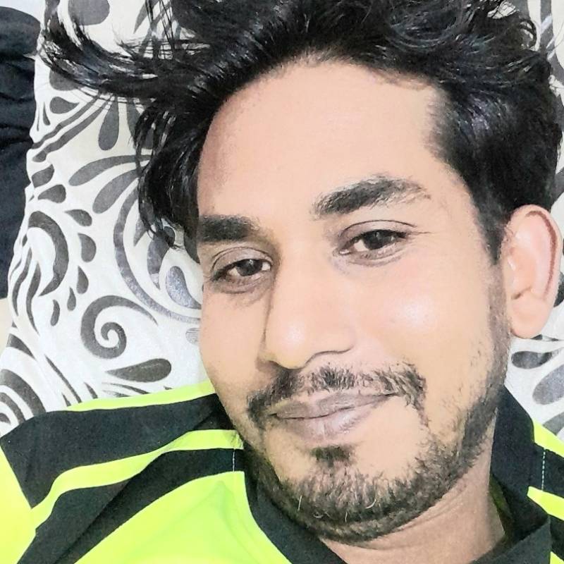 Mazharul, 33, Koch