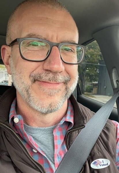 Ben Henry, 61, Dachda