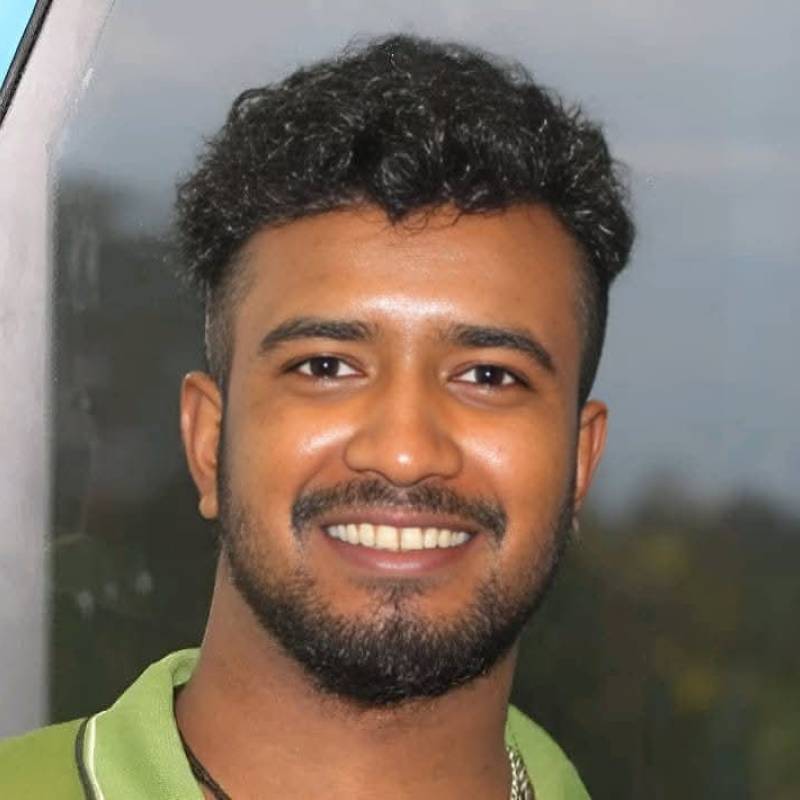 MD ZULHAS, 25, Minooka