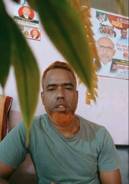 Mir Hassn, 44, Kashmar