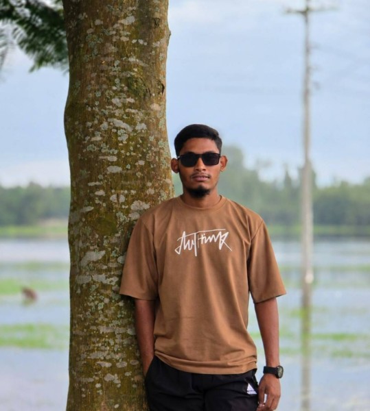 Md Nasim Miah, 18, matchmaking