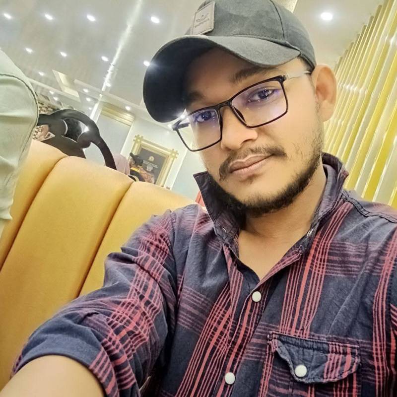 Mahamud Islam, 27, Kuvango