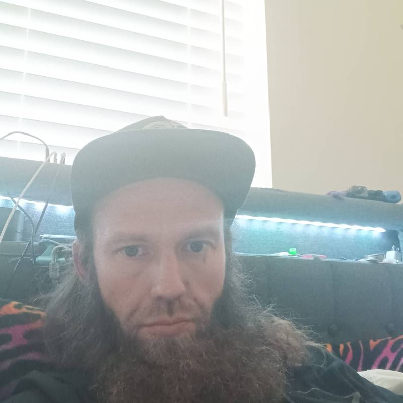 https://gofreedate.com dating Bearded38 in United States