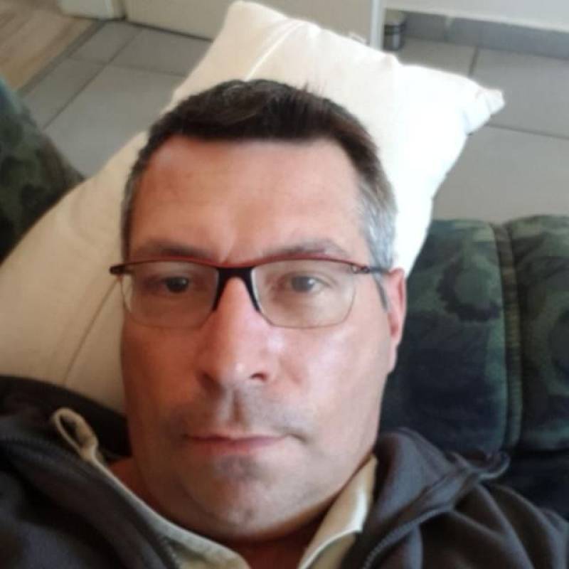 https://gofreedate.com dating Olivier54 in France