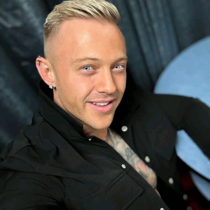 https://gofreedate.com dating JustinLeo in Australia