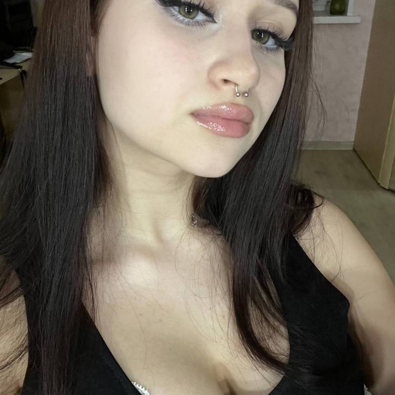 https://gofreedate.com dating Kristina6 in Luxembourg