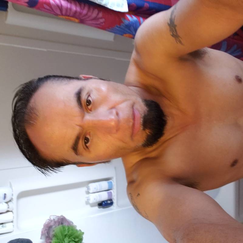 https://gofreedate.com dating Spartacus69 in United States
