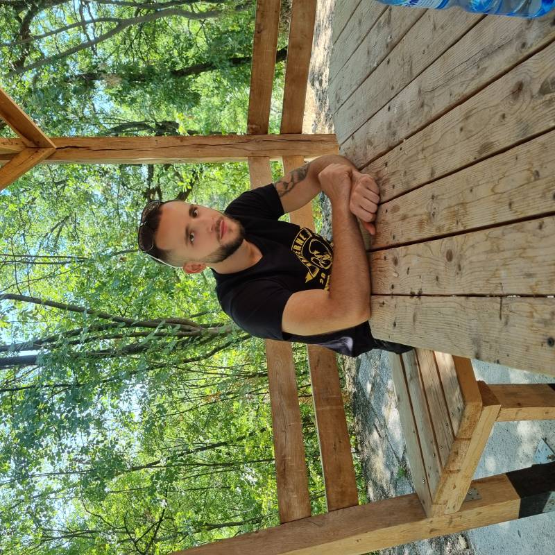 Михаил Миладинов