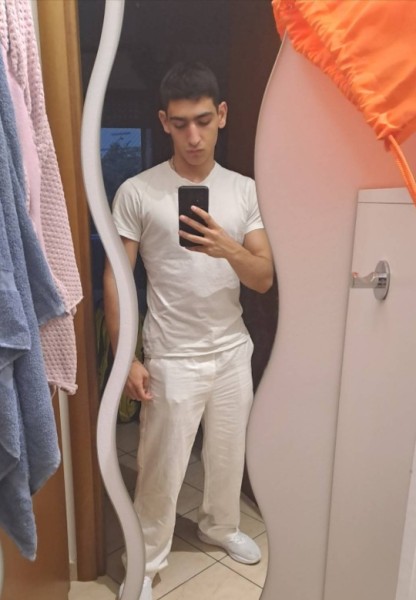 Giuseppe71343 dating