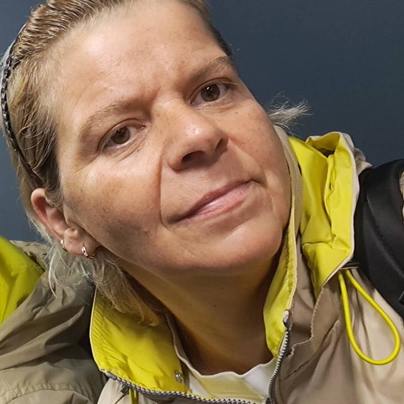 Cristina24103 dating