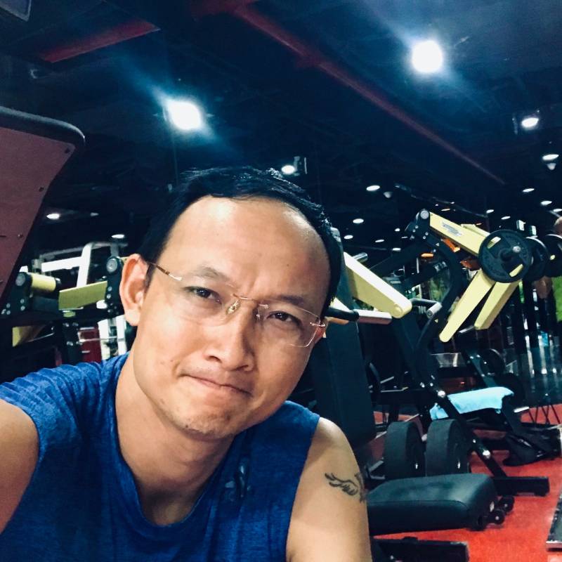 ZhangWei78198 dating