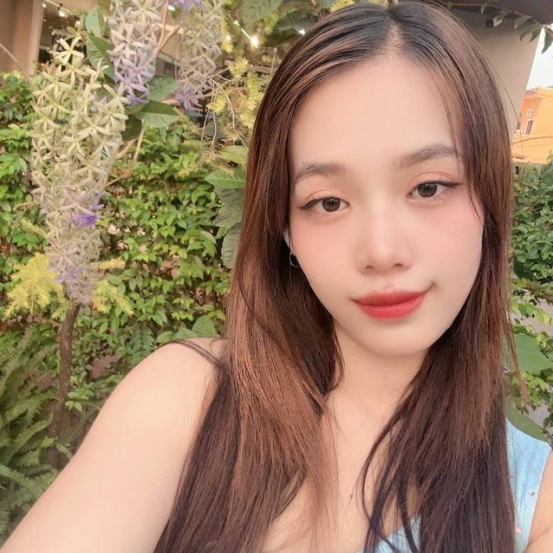 ArianaMae14825 dating