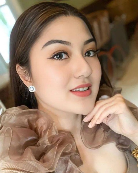 Julymoe59495 dating