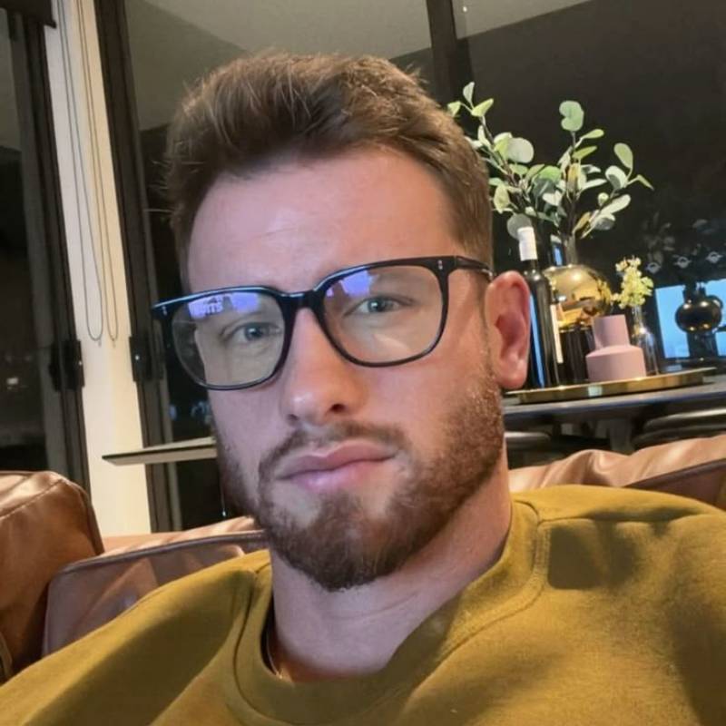Steve32576 dating